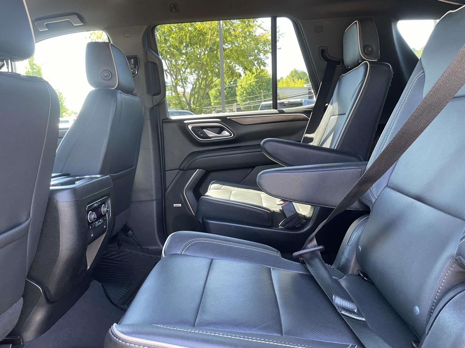 Used 2023 Chevrolet Tahoe Premier AWD/4WD image 11