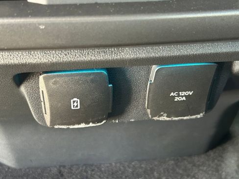 Used 2025 Ford F150 Tremor image 24