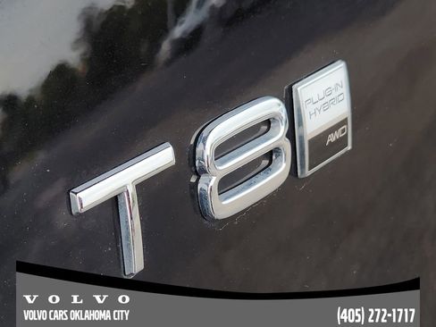 New 2025 Volvo XC90 T8 Plus w/ Protection Package Premier image 10