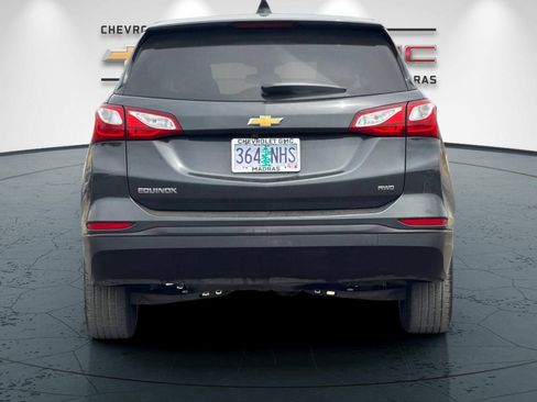 Used 2020 Chevrolet Equinox LS AWD/4WD image 4