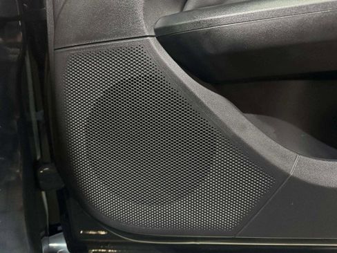 Used 2025 Ford Mustang Coupe image 39