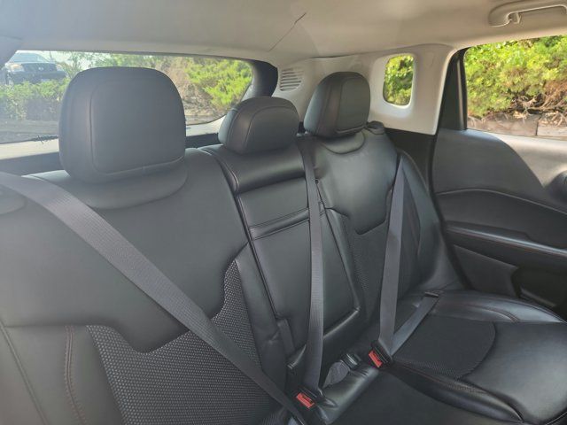 Used 2019 Jeep Compass Trailhawk AWD/4WD image 24