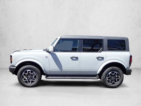 New 2026 Ford Bronco Outer Banks AWD/4WD image 2