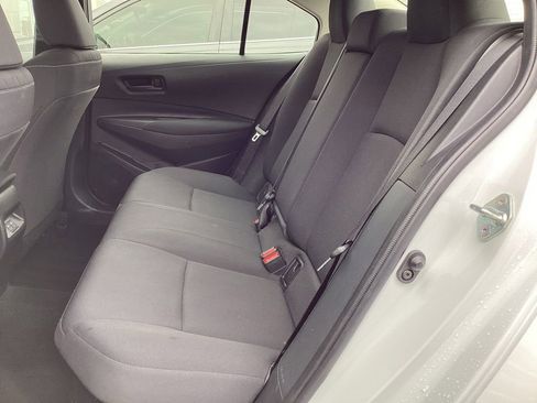 Used 2025 Toyota Corolla LE image 13