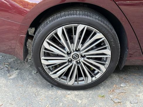 Used 2024 Nissan Altima 2.5 SL AWD/4WD image 7
