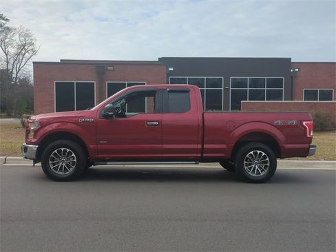 Used 2015 Ford F150 XLT w/ Equipment Group 301A Mid image 10