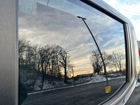 Used 2022 Chevrolet Silverado 1500 LT Trail Boss image 31