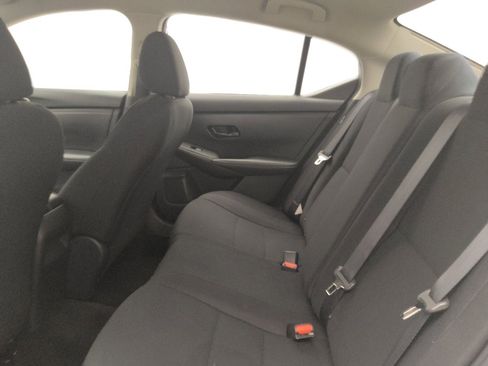 Used 2024 Nissan Sentra S FWD image 18