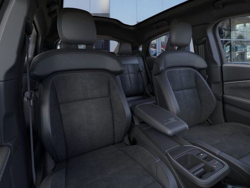 New 2025 Ford Mustang Mach-E GT image 10