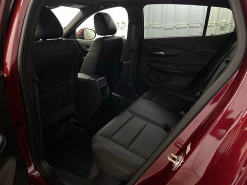 Used 2025 Buick Envista Avenir FWD image 23