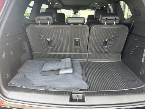Used 2024 GMC Acadia Denali w/ Super Cruise Package FWD image 13