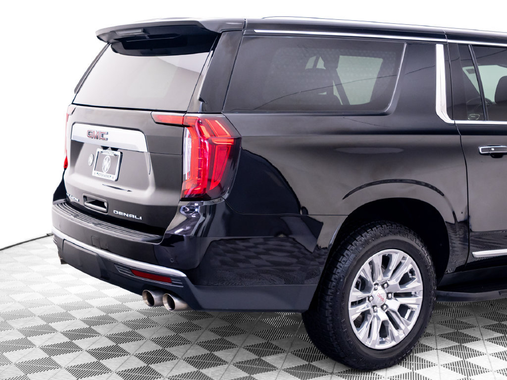 Used 2024 GMC Yukon XL Denali AWD/4WD image 40
