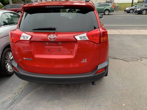Used 2014 Toyota RAV4 LE AWD/4WD image 6