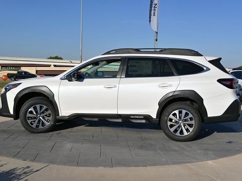 New 2025 Subaru Outback Premium image 6