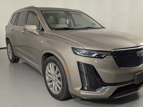 Used 2022 Cadillac XT6 Premium Luxury w/ Technology Package image 1