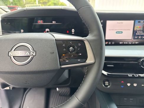 New 2026 Nissan Murano Platinum AWD/4WD image 18