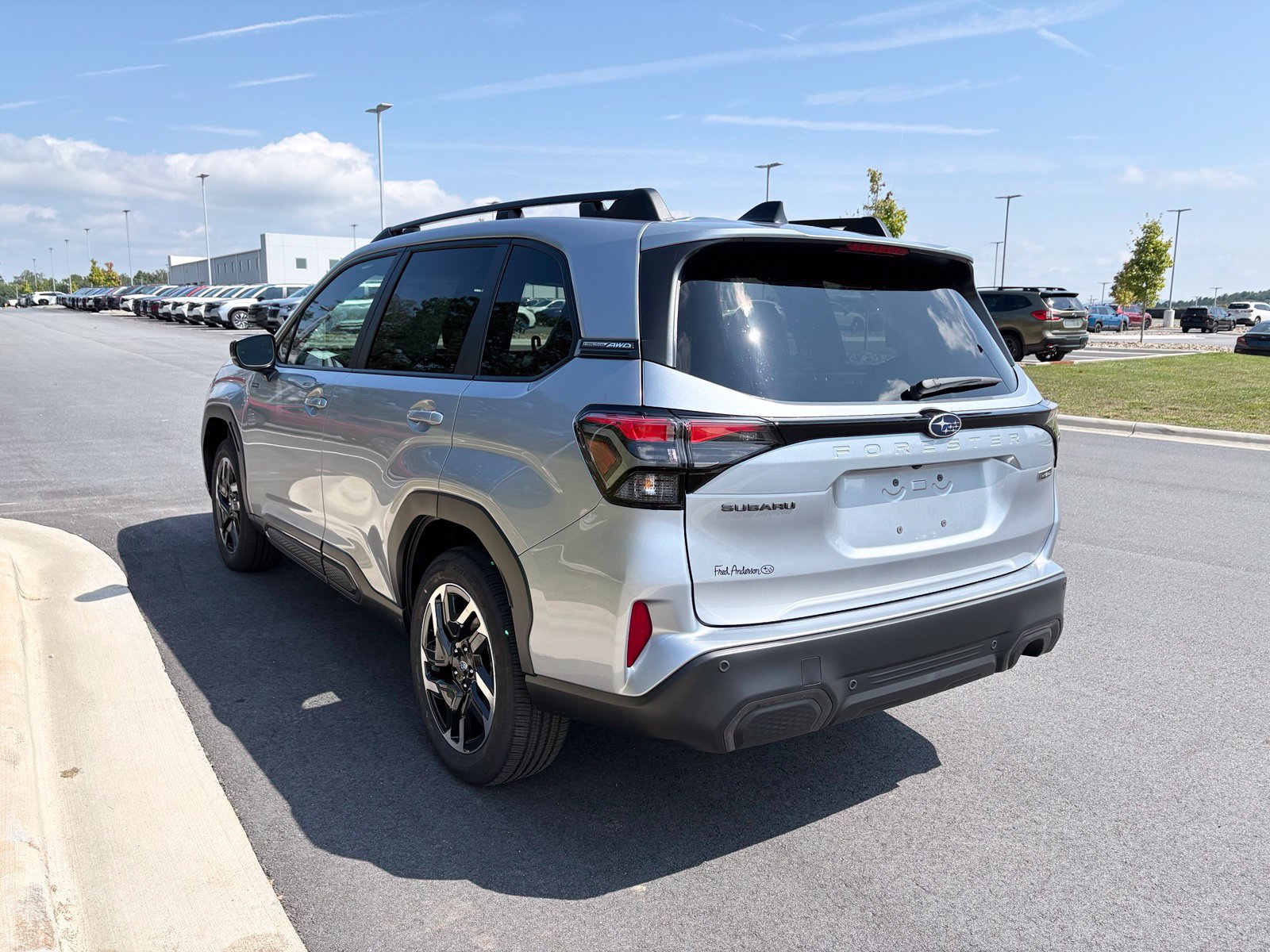 New 2026 Subaru Forester Premium AWD/4WD image 6