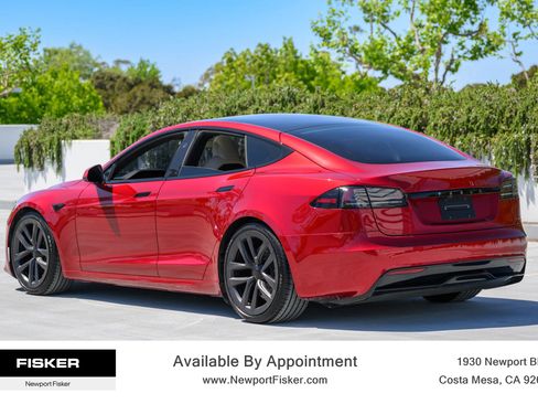 Used 2023 Tesla Model S Standard Range image 6