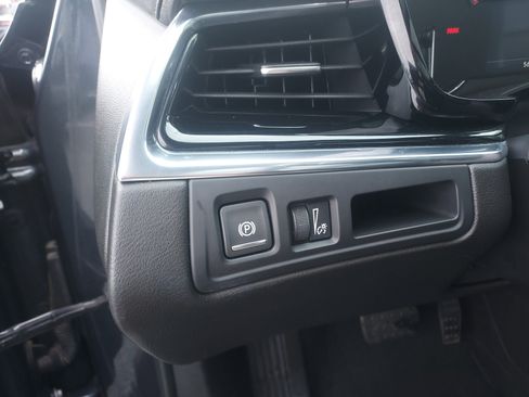 Used 2021 Cadillac XT6 Premium Luxury image 25