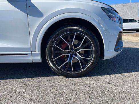 Used 2019 Audi Q8 Prestige image 31