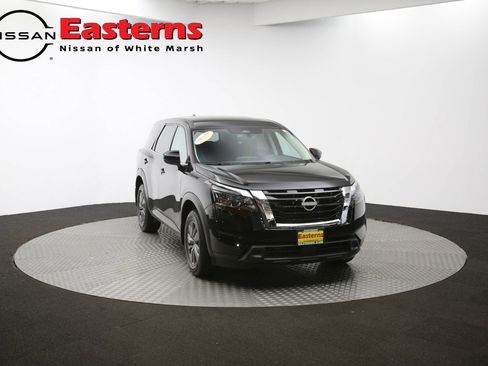 Used 2025 Nissan Pathfinder S image 71