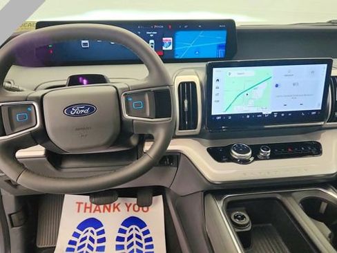 New 2026 Ford Expedition Active AWD/4WD image 14