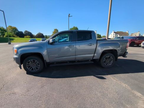 Used 2019 GMC Canyon SLE w/ Elevation Edition AWD/4WD image 4