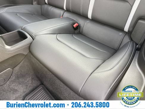 Used 2021 Chevrolet Camaro SS image 29