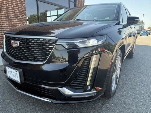 Used 2020 Cadillac XT6 Premium Luxury FWD image 11