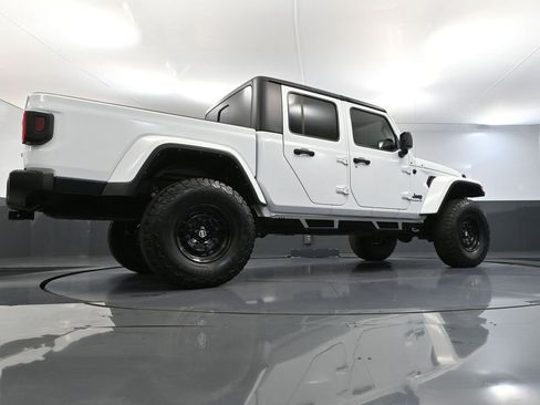 Used 2022 Jeep Gladiator Sport image 53