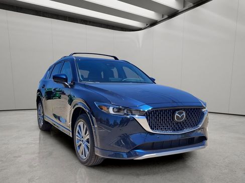 Used 2025 MAZDA CX-5 Signature image 5