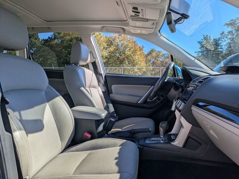 Used 2017 Subaru Forester 2.5i Limited w/ Popular Package #2 image 32