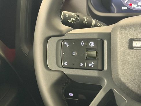New 2026 Land Rover Defender 110 X-Dynamic SE AWD/4WD image 14
