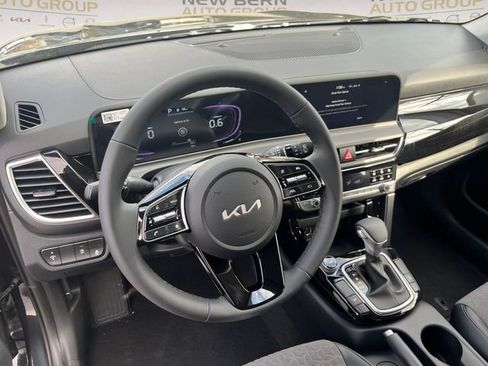 New 2026 Kia Seltos S FWD image 12