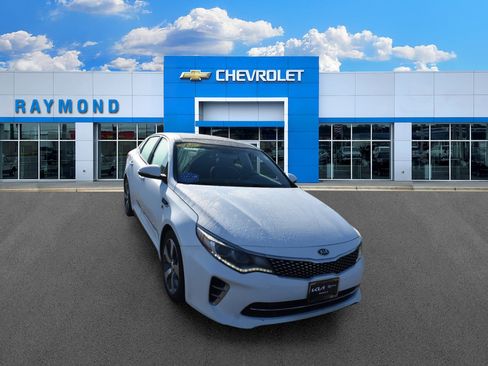 Used 2017 Kia Optima SX w/ Launch Edition Package FWD image 9