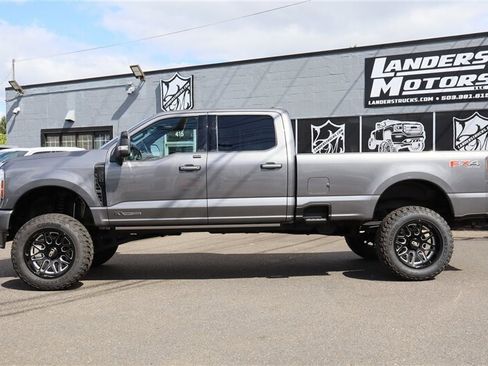 Used 2025 Ford F350 Platinum AWD/4WD image 2