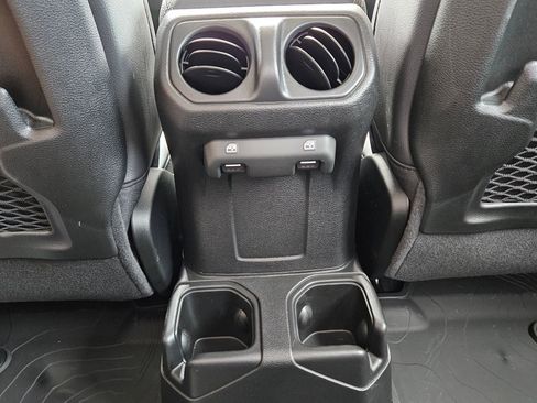 New 2026 Jeep Gladiator Sport image 24