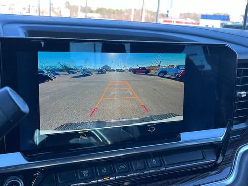 Used 2024 Chevrolet Silverado 3500 LT image 31