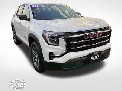 Used 2025 GMC Terrain Elevation