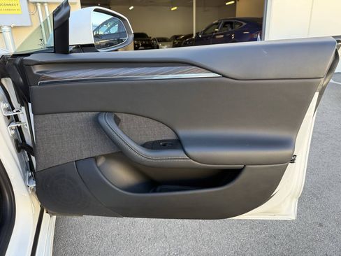 Used 2021 Tesla Model S Long Range AWD/4WD image 31