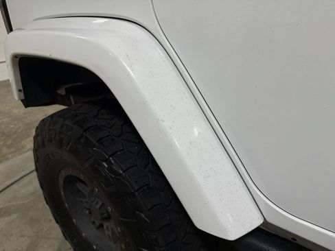 Used 2015 Jeep Wrangler Unlimited Sahara AWD/4WD image 29