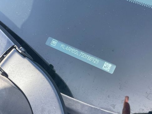 Used 2025 Buick Encore GX Preferred image 29