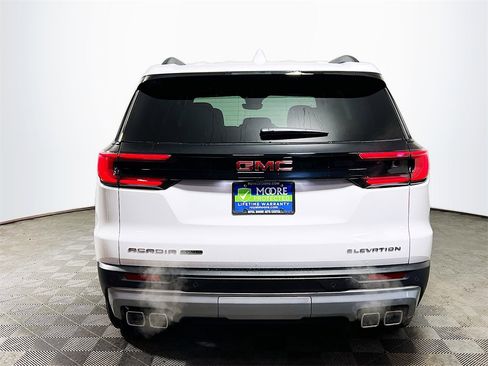 New 2026 GMC Acadia Elevation image 7