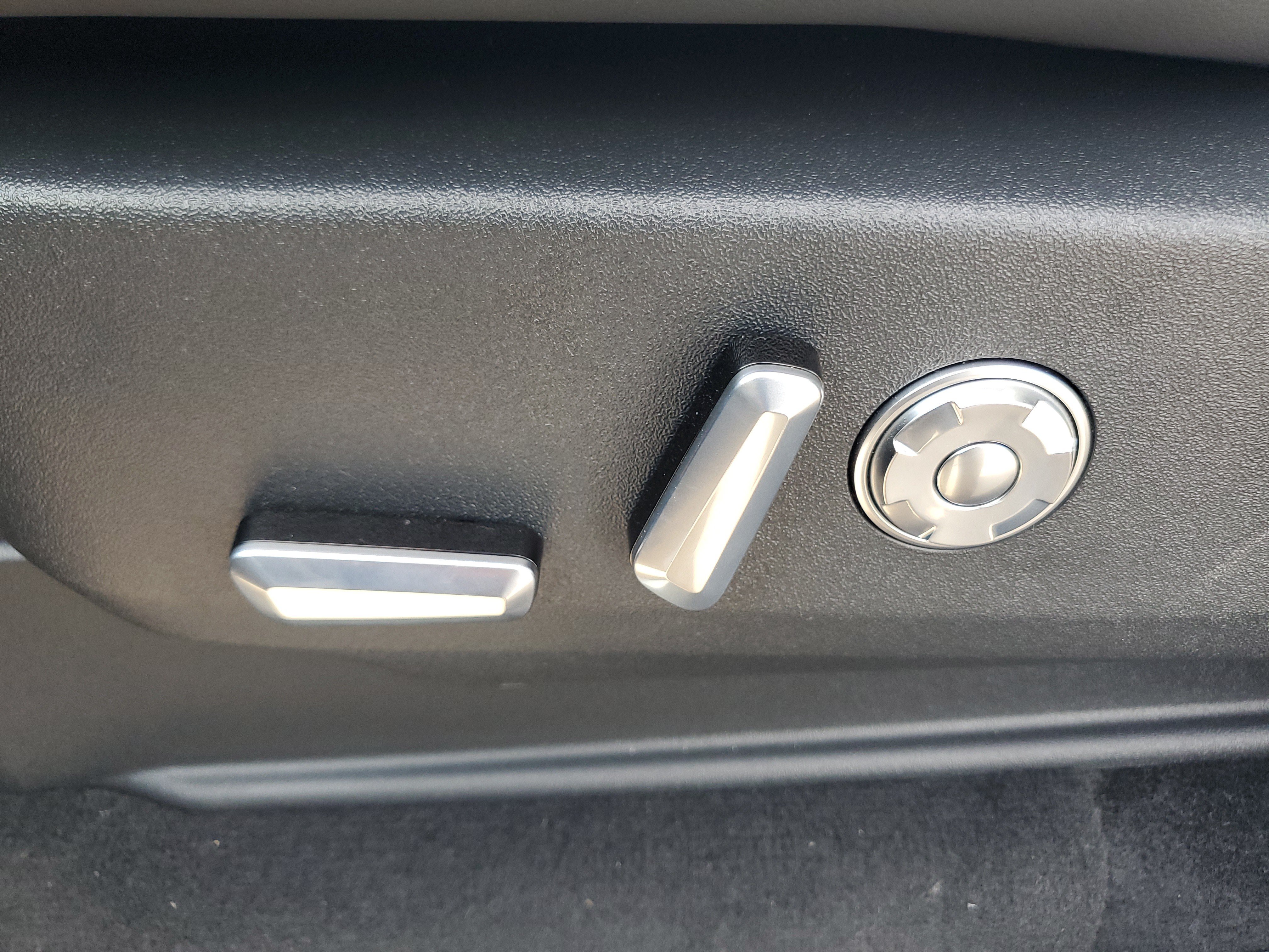 New 2027 Lincoln Navigator L Reserve AWD/4WD image 13