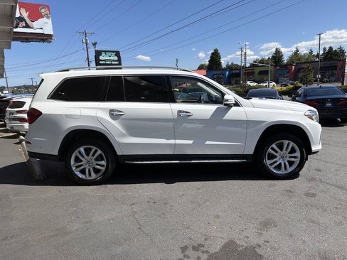 Used 2017 Mercedes-Benz GLS 450 4MATIC image 12