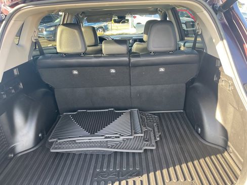 Used 2017 Toyota RAV4 Limited image 23