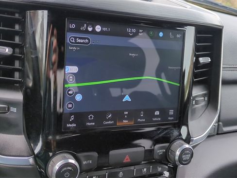 Used 2024 RAM 1500 Laramie image 17