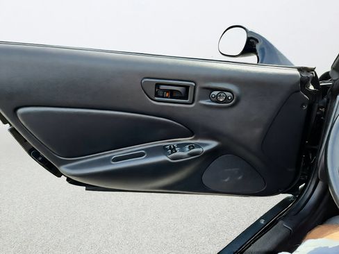 Used 2000 Plymouth Prowler RWD image 18