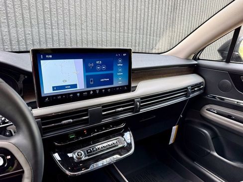 New 2025 Lincoln Corsair Grand Touring image 23