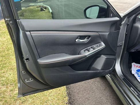 Used 2021 Nissan Sentra SR image 9